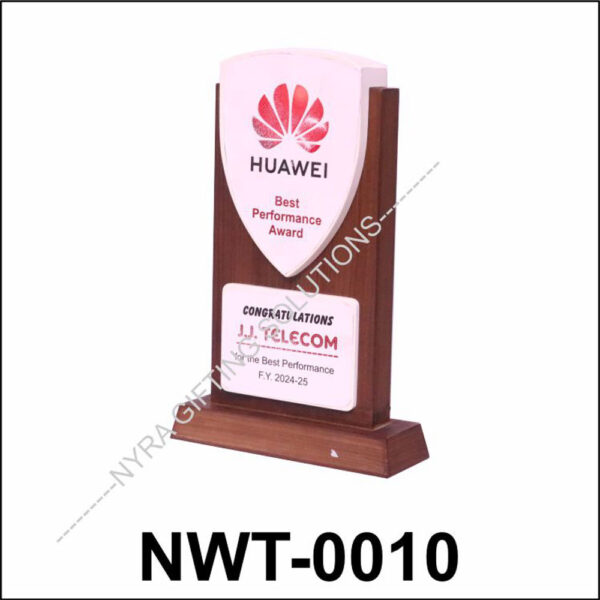 NWT-0010 Shield Performance Trophy