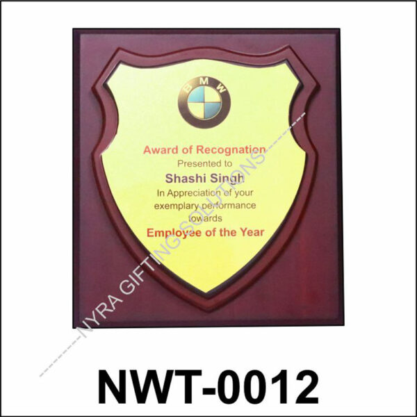 NWT-0012 Wooden Shield Wall Plaque