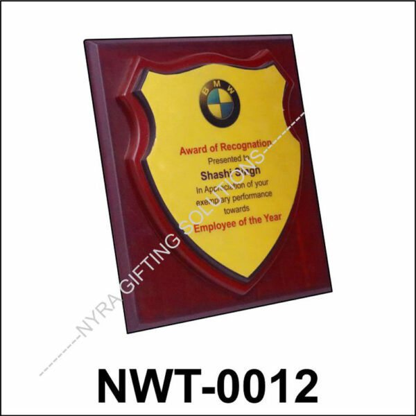 NWT-0012 Wooden Shield Wall Plaque