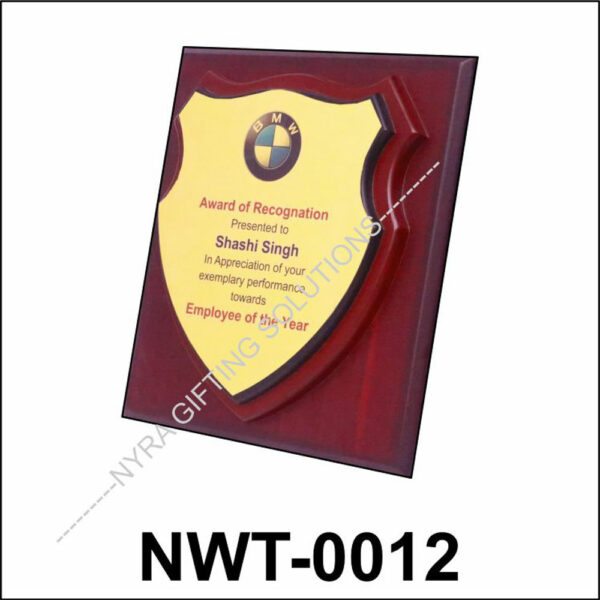 NWT-0012 Wooden Shield Wall Plaque