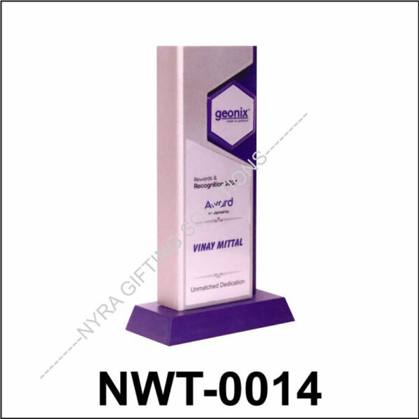 NWT-0014 Wooden Trophy